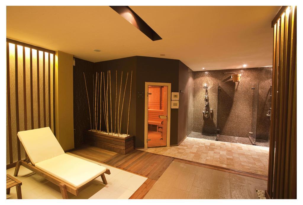 Aparthotel Regina Mare ツァレヴォ エクステリア 写真