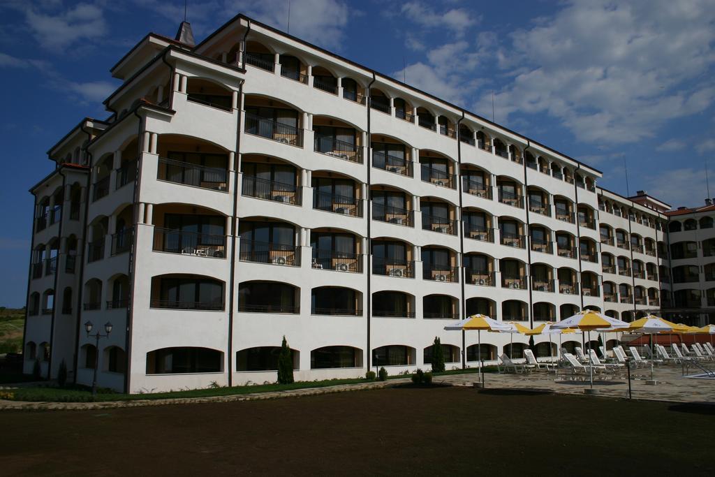 Aparthotel Regina Mare ツァレヴォ エクステリア 写真