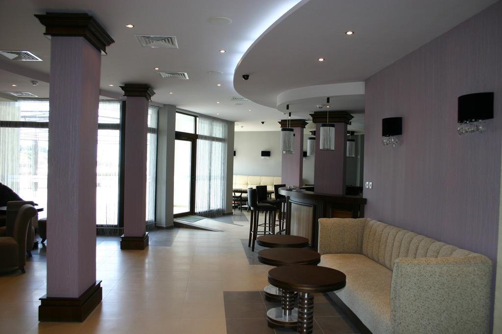 Aparthotel Regina Mare ツァレヴォ エクステリア 写真